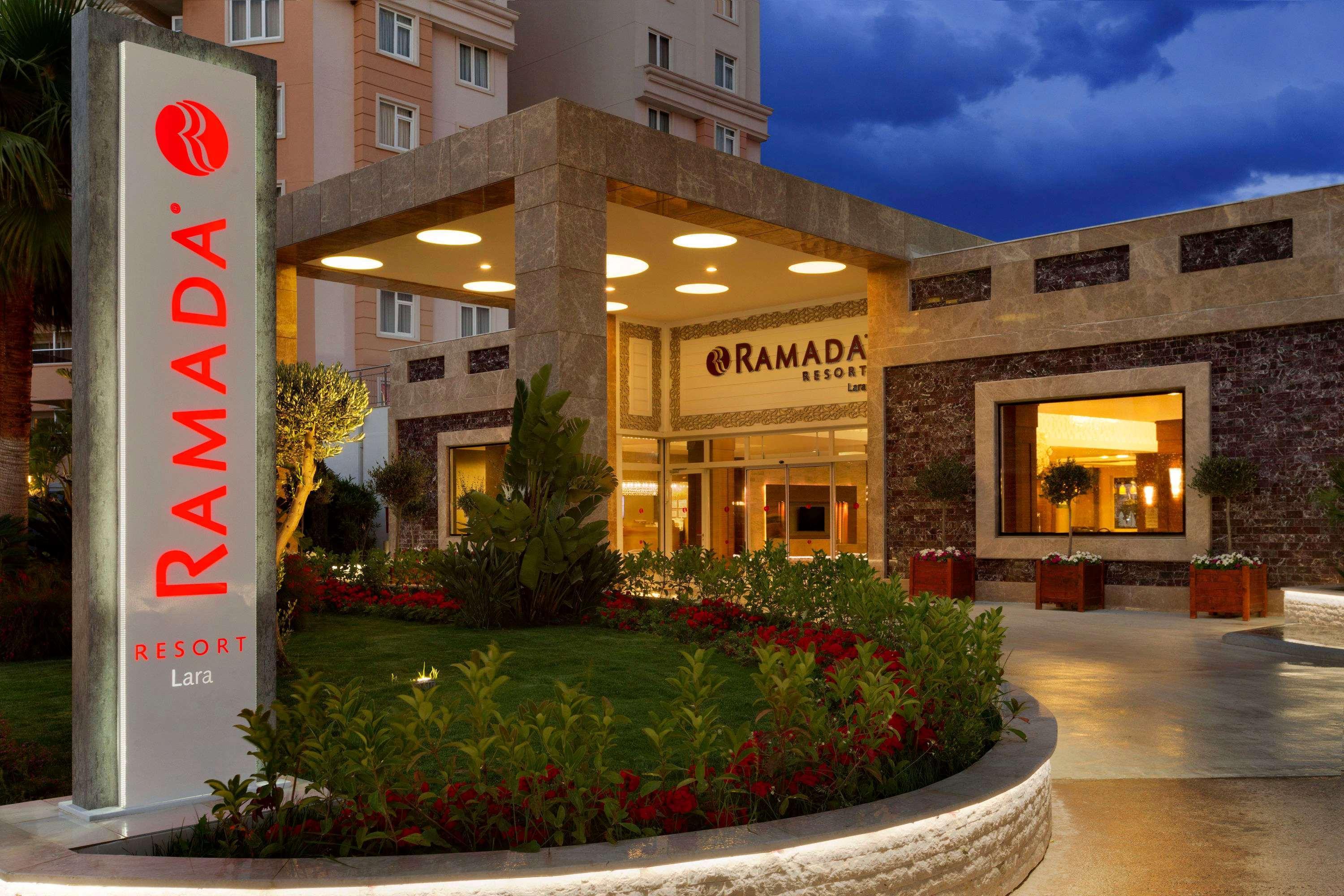 Ramada Resort By Wyndham Lara Antalya Eksteriør bilde