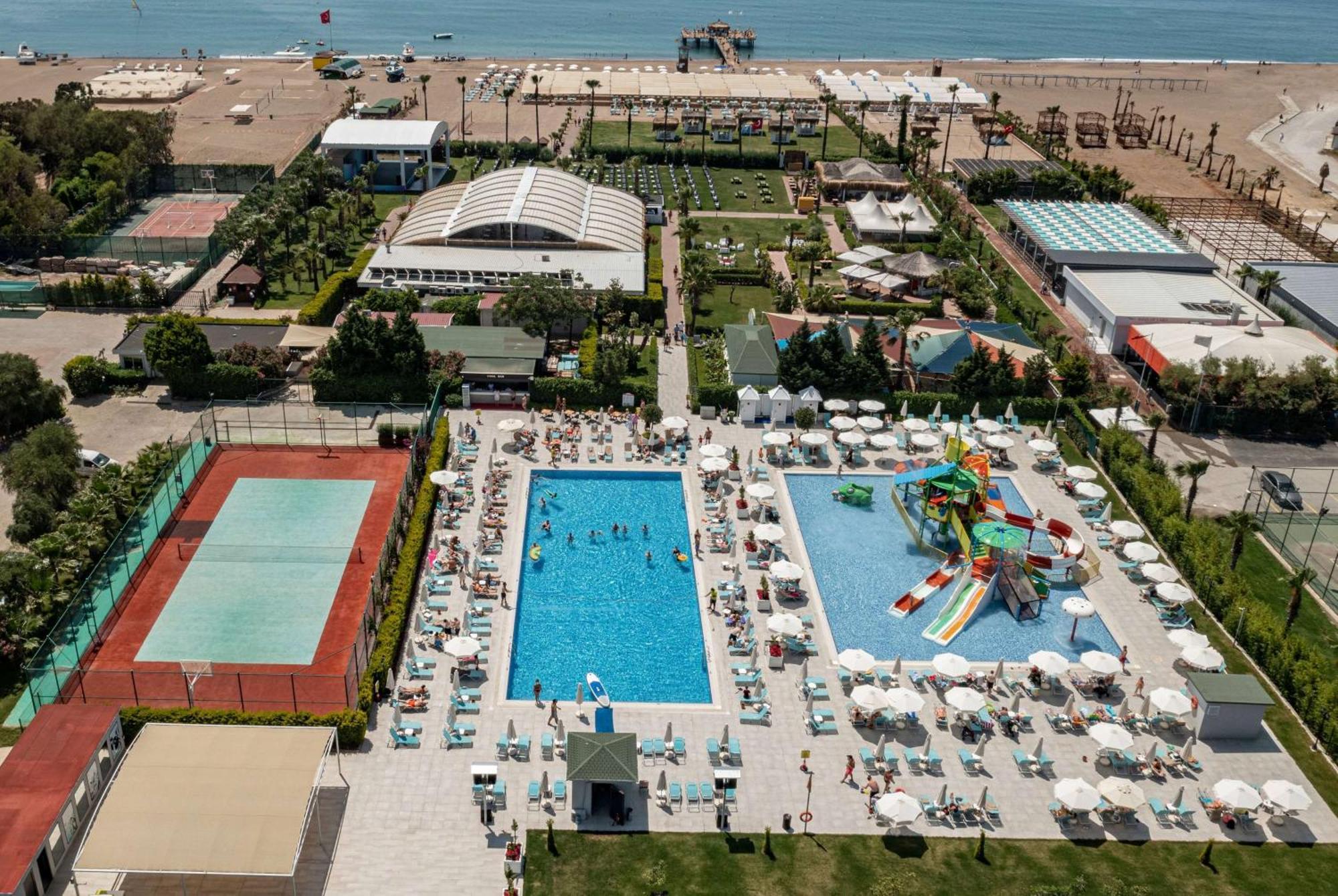 Ramada Resort By Wyndham Lara Antalya Eksteriør bilde