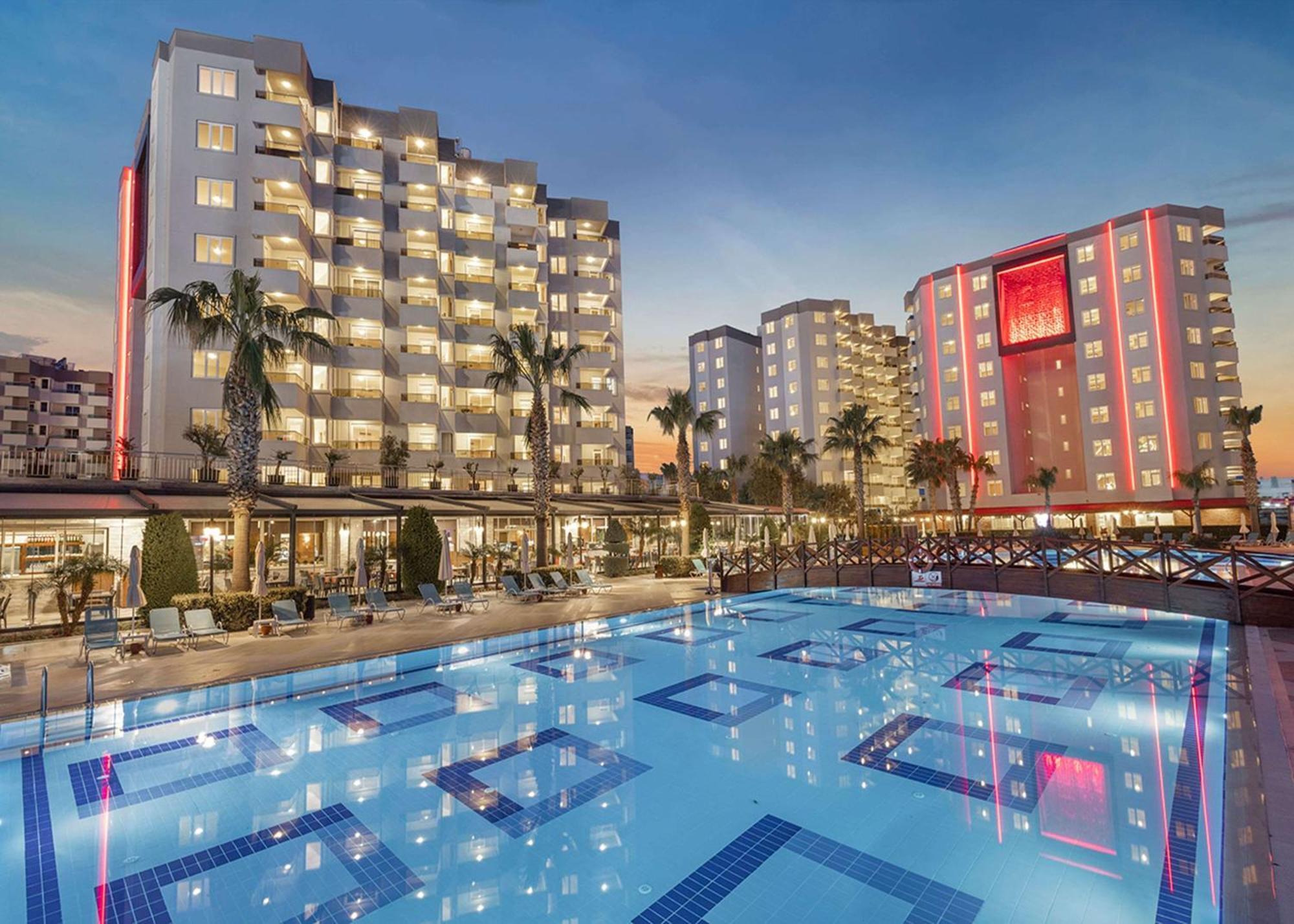 Ramada Resort By Wyndham Lara Antalya Eksteriør bilde